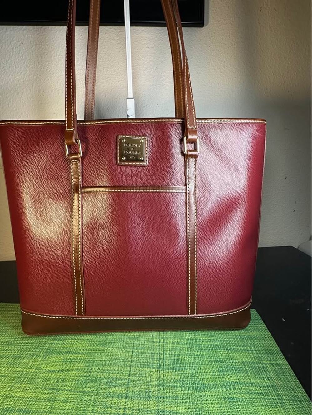Dooney & Bourke ￼Pebble Grain Large Lexington Tote Bag - Burgundy / Bordeaux
